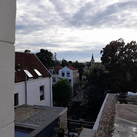 Historic Renovated Apartment With Balcony And Garden View Gouda Exterior foto